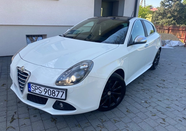 Alfa Romeo Giulietta cena 34500 przebieg: 177032, rok produkcji 2011 z Żory małe 596